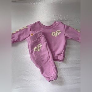 Baby Girl's Off Rounded Sweatshirt
Pink & Baby Girls Off Rounded Leggings
Pink